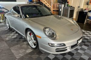 how to keep your car’s interior cool and clean this summer